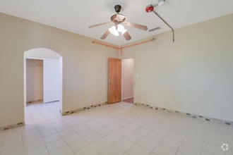 Building Photo - 832 Monterrey Rd NE