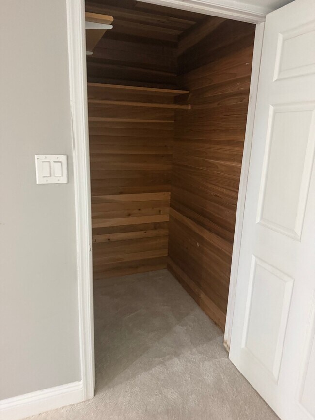 Building Photo - 4812 Kentbury Ct