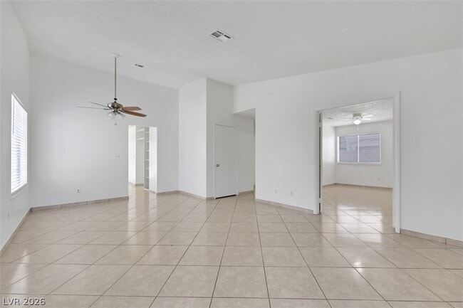 Building Photo - 1300 Wintergreen Dr