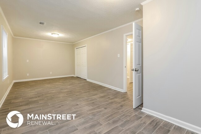 Building Photo - 2246 Camden Ct