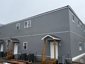 Building Photo - 1309 E Main St