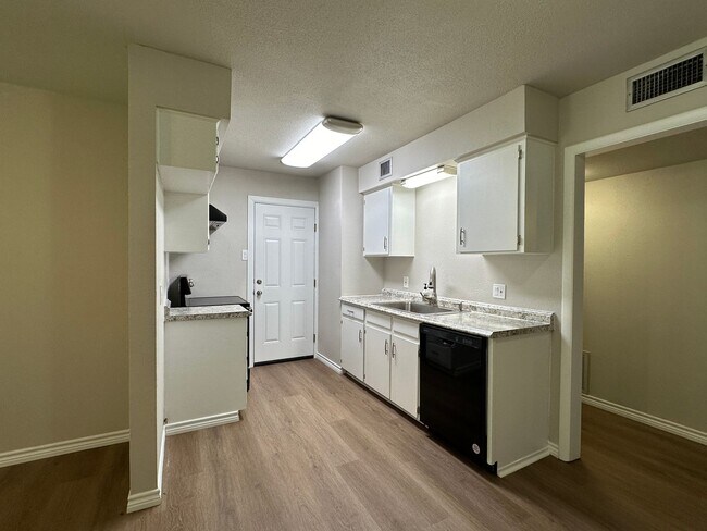 Foto del edificio - Won't last!