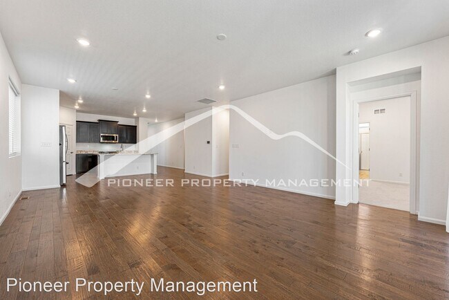 Foto del edificio - 3 br, 2 bath House - 462 S. Norfolk Ct.