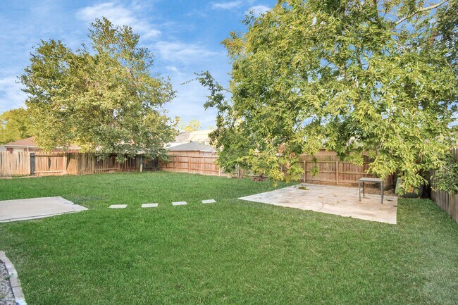 Building Photo - 8723 Rocky Valley Dr
