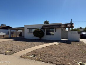Building Photo - 153 E Hoover Ave
