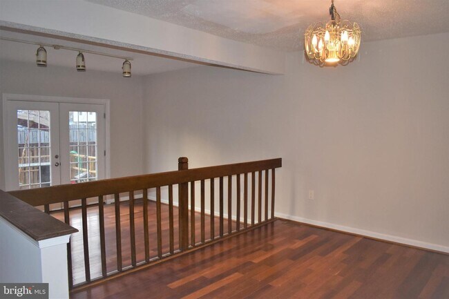 Building Photo - 847 St Michaels Dr