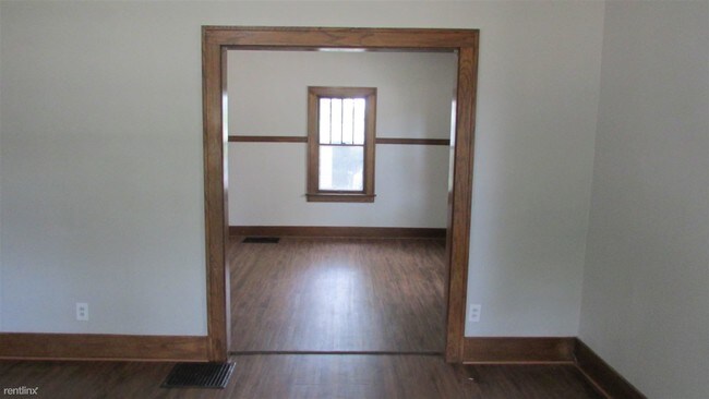 Building Photo - 4 br, 1.5 bath House - 439 Dickinson St SE