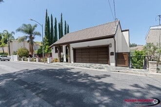Building Photo - 4932 Llano Dr