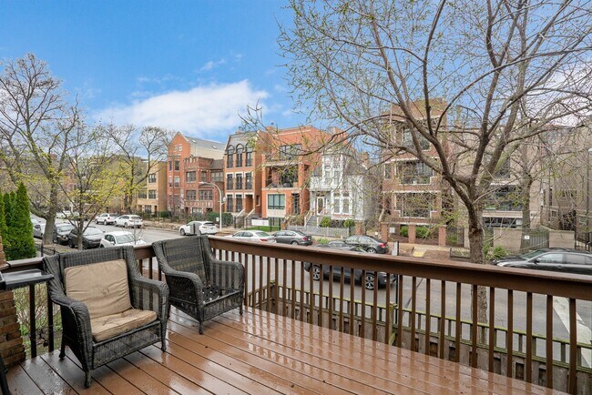Foto del edificio - 924 W Wrightwood Ave