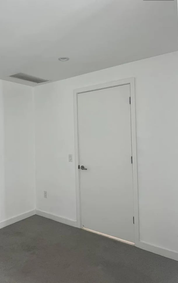 Building Photo - 501 NE 31st St