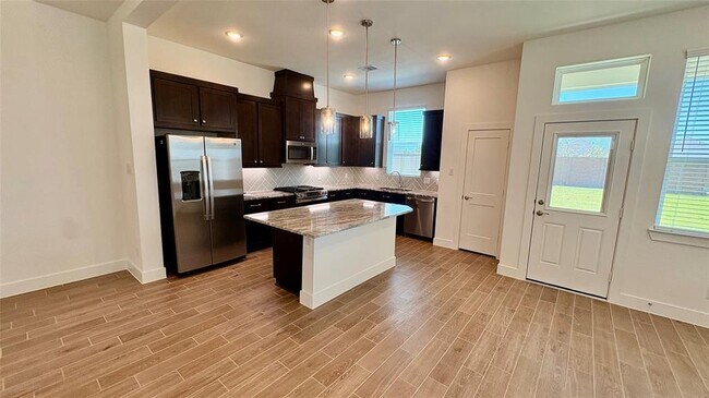 Foto del edificio - 10110 Agave Pt Ln