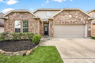 Building Photo - 6326 Wolf Run Dr