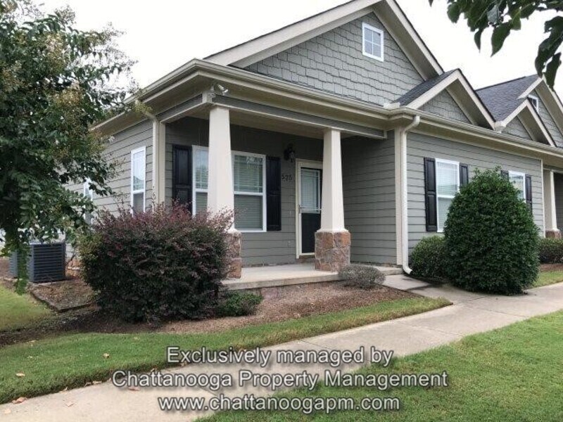 Photo - 525 Callaway Ct