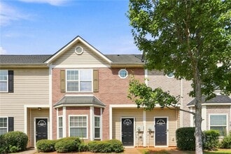Building Photo - 8641 Thomas Ln