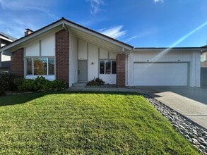 Building Photo - 4407 Red Maple Ct