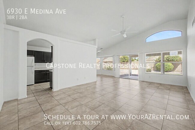 Foto del edificio - 6930 E Medina Ave