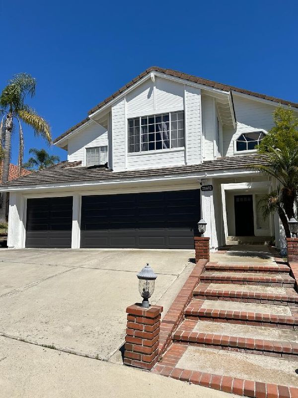 Primary Photo - 21692 Twinford Dr