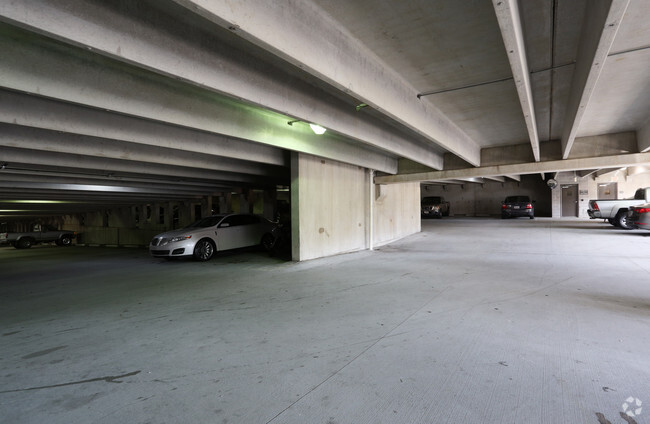 Covered Parking - Sorelle