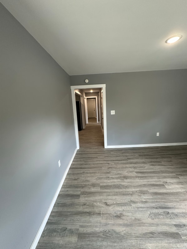 Building Photo - 504 W Hackberry St