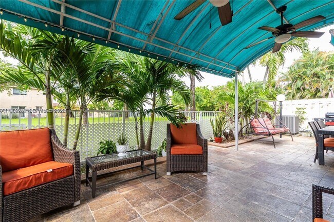 Foto del edificio - 16453 SW 97th St