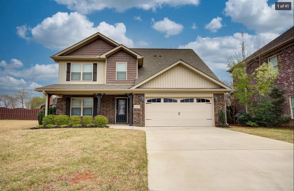 Primary Photo - 103 Rainwood Dr SW
