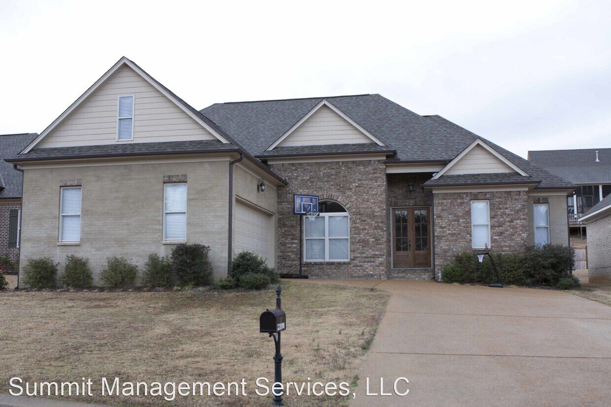 Primary Photo - 4 br, 2 bath House - 22010 Halliburton