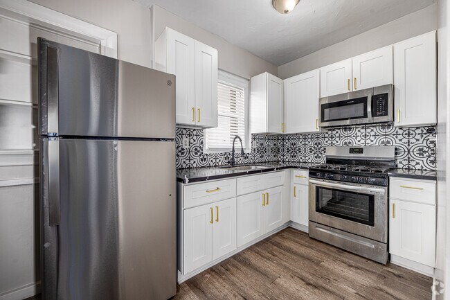 Estudio - Cocina - Val D' Kingsley LLC