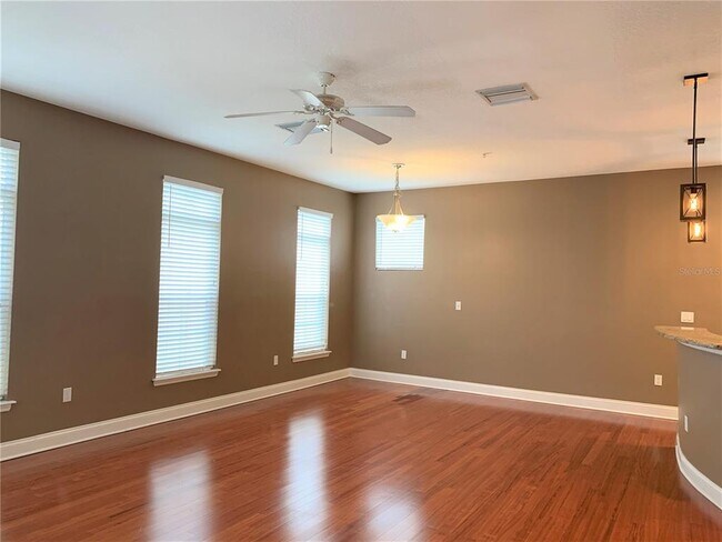 Foto del edificio - 4511 Legacy Park Dr