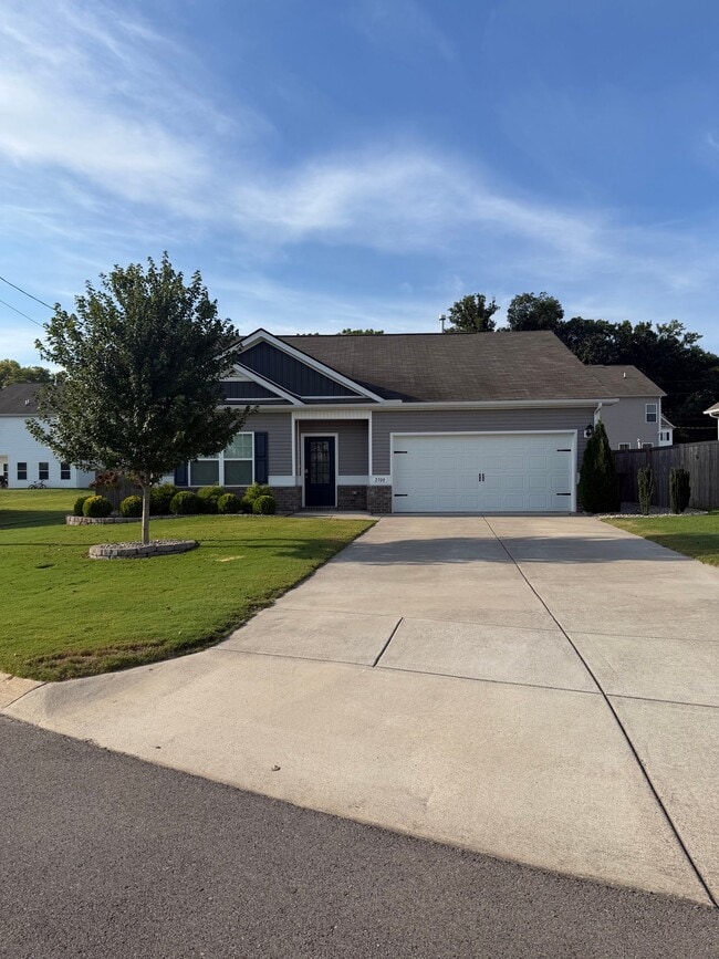Building Photo - 2108 Franks Ct