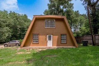 Building Photo - 712 Cline St