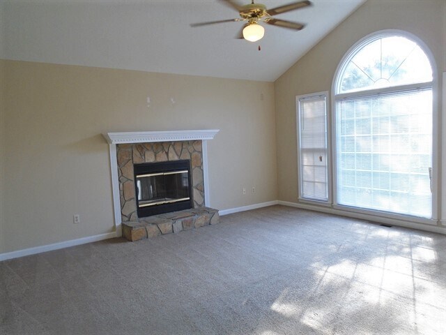 Building Photo - 4028 Evelyn Drive