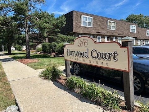 Foto principal - 18515 Harwood Ave