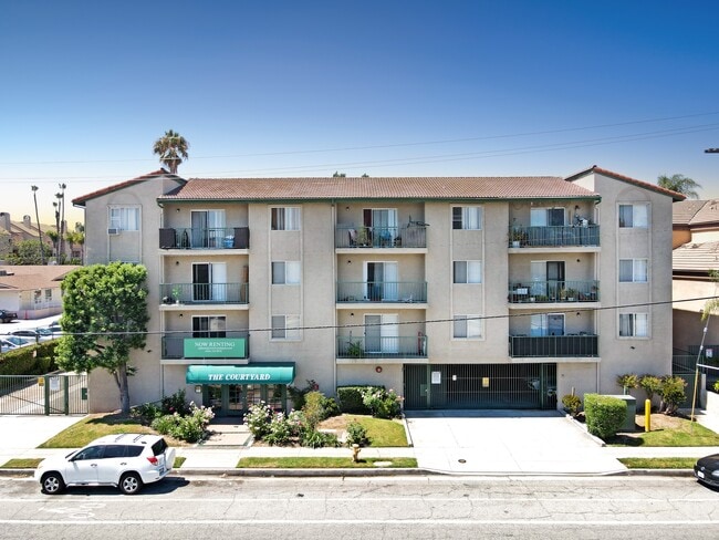 Building Photo - Torrance Courtyard Apartments