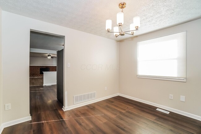 Building Photo - 4005 Vermilion Ave