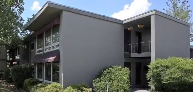 Building Photo - 201 Acklen Park Dr
