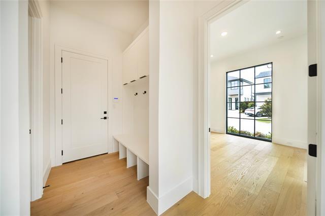 Building Photo - 9713 Kerrisdale Ln