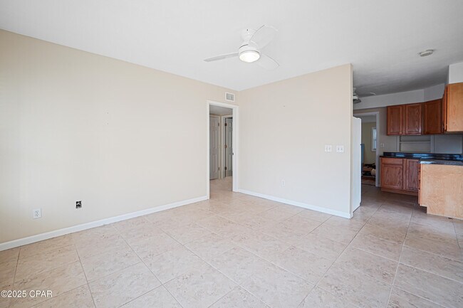 Foto del edificio - 1504 W 13th St