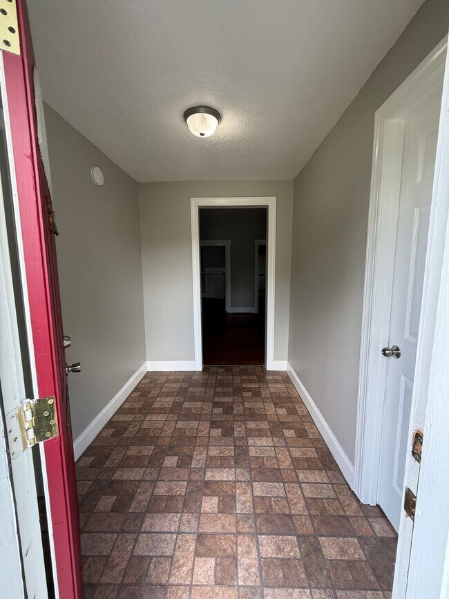 Foto del edificio - Charming Home in North Knoxville!