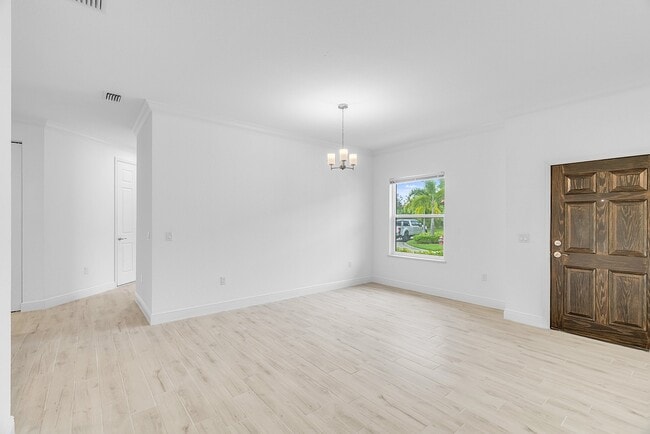 Building Photo - 2955 65th Dr