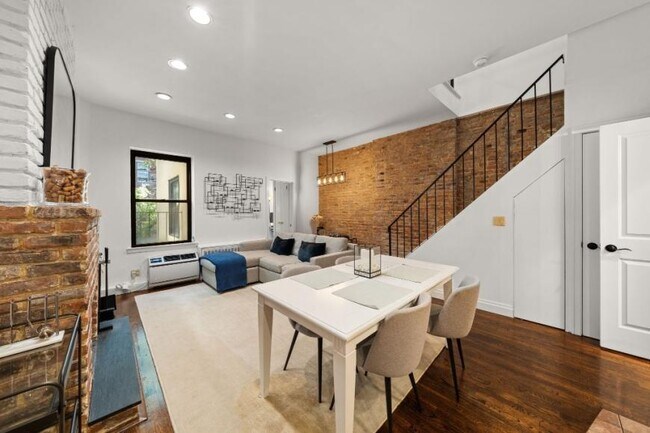 Building Photo - 2 bedroom in New York NY 10023