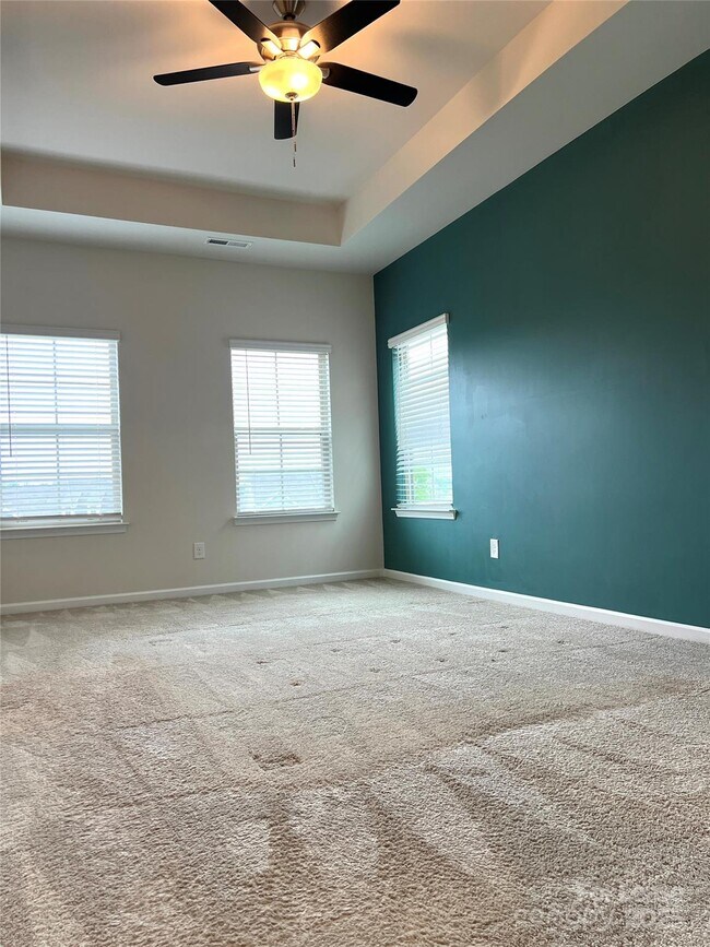 Foto del edificio - 4020 Harmony Hills Dr