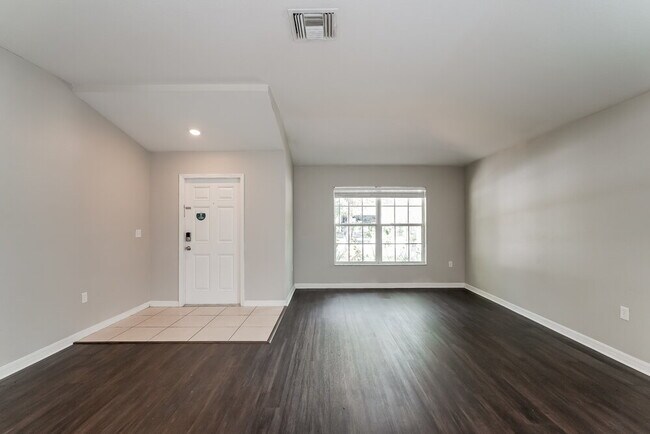 Building Photo - 4040 Constantine Loop