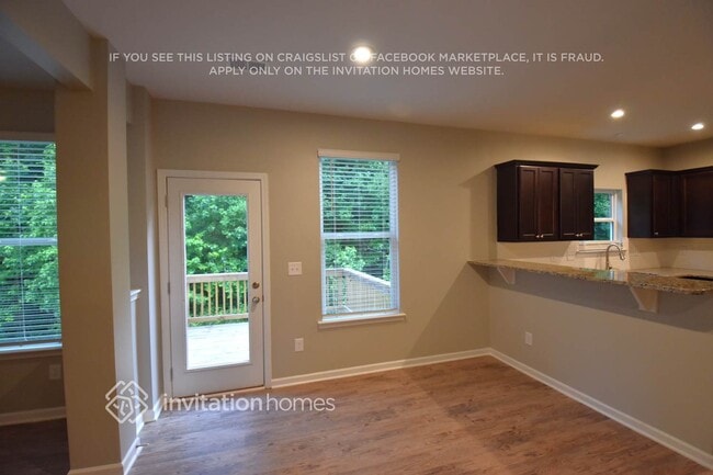 Foto del edificio - 312 Stallings Dr