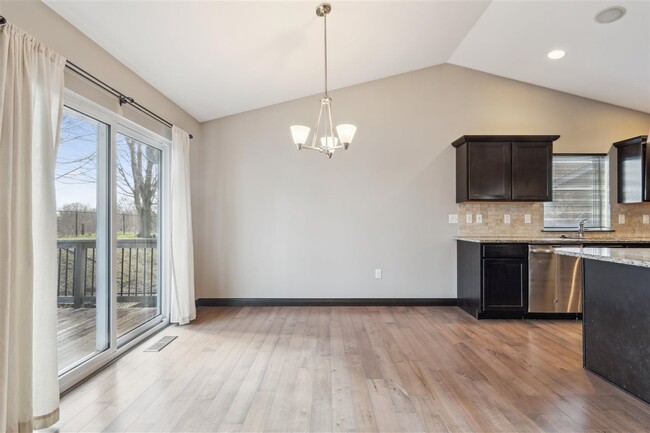 Building Photo - 660 Galway Dr