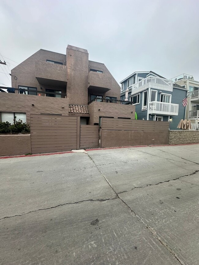 Building Photo - 829 San Jose Pl