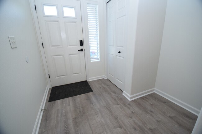 Foto del edificio - 207 SE Harlow Ave