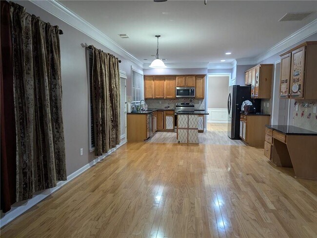 Foto del edificio - 815 Earlham Dr