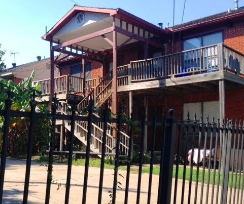 Foto del edificio - 1201 W Gray St