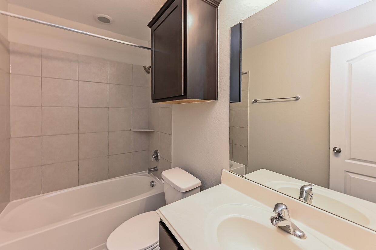 Building Photo - 9119 Newcroft Ct