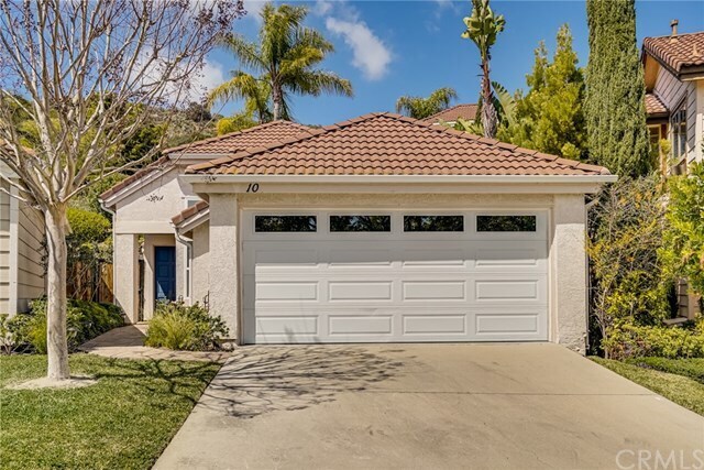 Building Photo - 10 Encinitas Ct